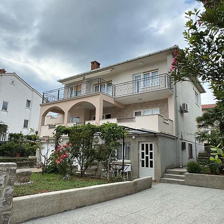 Apartment Dida Крк Экстерьер фото